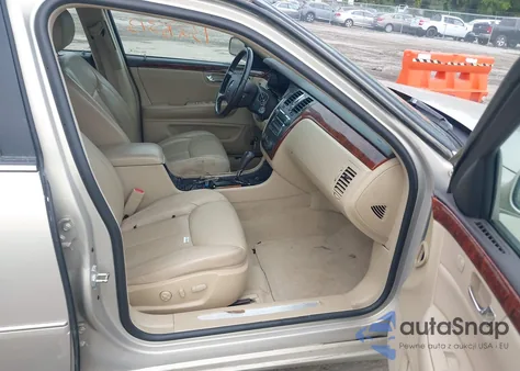 2007 Cadillac Dts Luxury I z USA, uszkodzony, nr VIN 1G6KD57Y57U129301